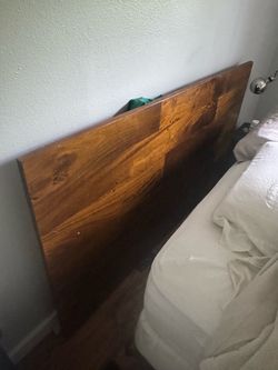 Crate & Barrel dining Table