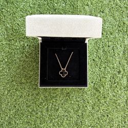 Van Cleef & Arpels Necklace 