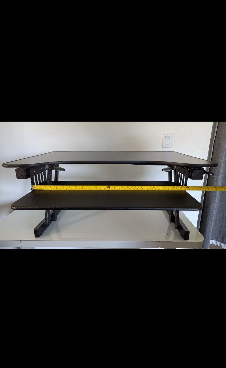Sit or stand Adjustable Desk Top w/ keyboard tray