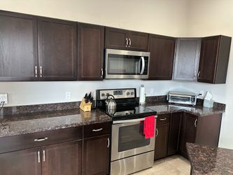 Whirlpool 30 inch electric range
