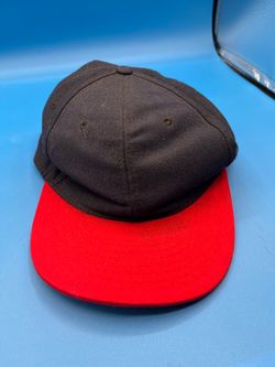 Pit Bull menโs flat brim baseball cap