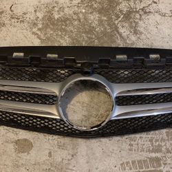 Mercedes Benz grille