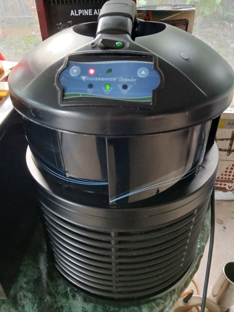Defender Air Purifier For Home Whit 3x Black Base