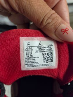 Used youth shoes 6y