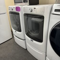 Maytag Front Load Set Washer And Dryer Electric In Excellent Condition 