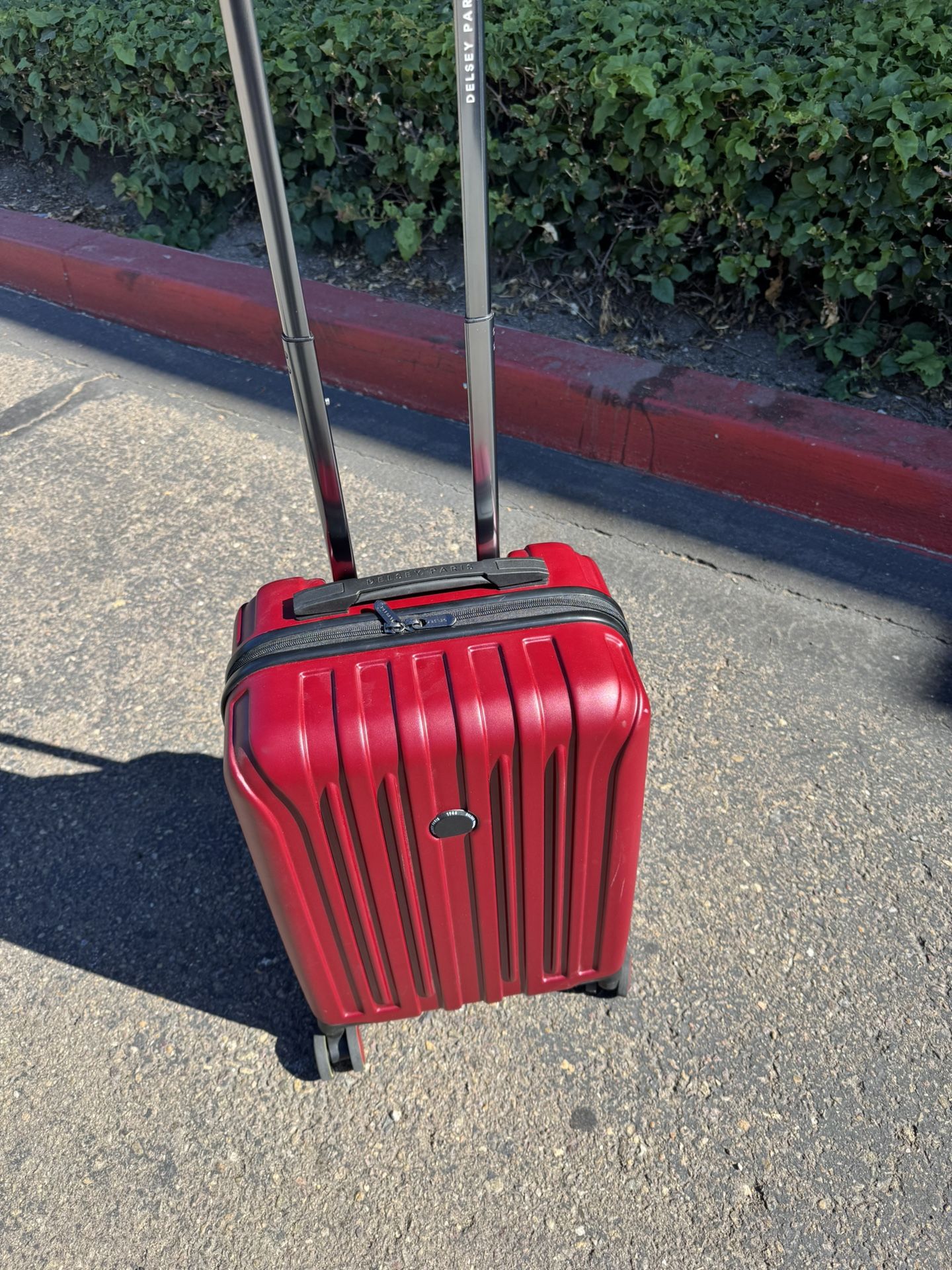 Delsey Paris 22” Carry-On Suitcase Spinner Luggage – Overhead Airline Approved