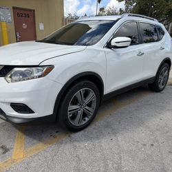 2018 NISSAN ROGUÉ SV 