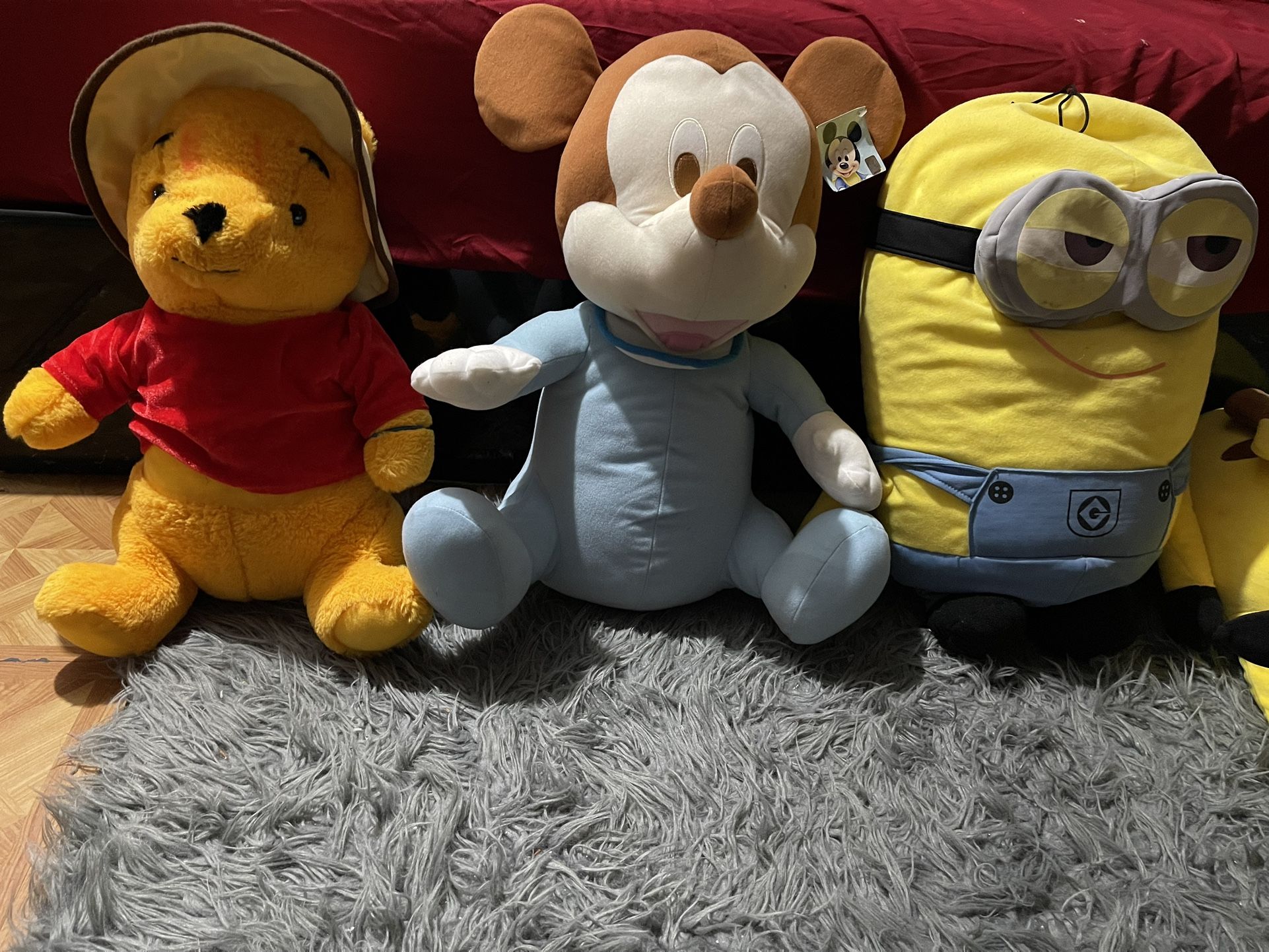 Stuffed Animals/Plushies