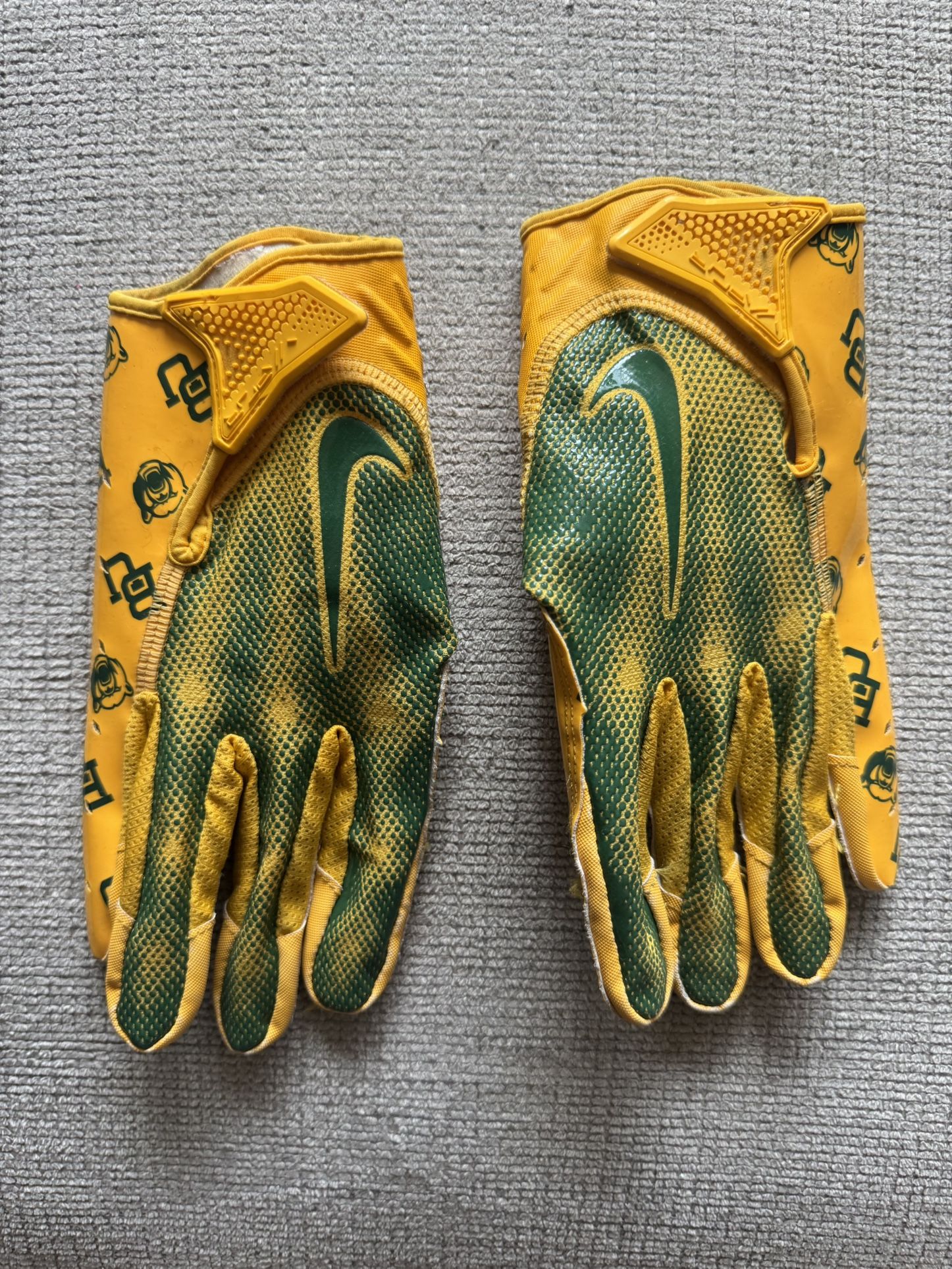 Baylor Football Gloves