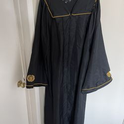 CSULB Graduation Gown Only