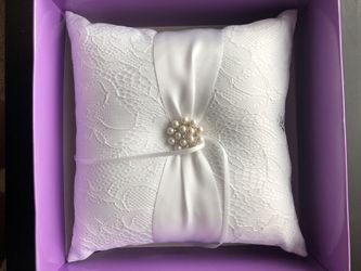 Wedding pillow for rings