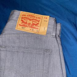 Levi 501s 30x30