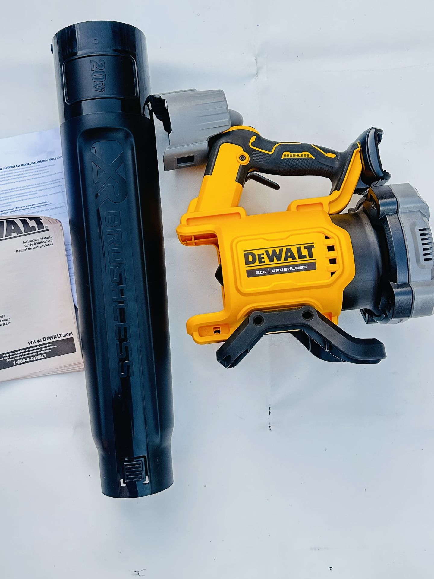 DEWALT, 20V MAX 125 MPH 450 CFM Brushless Cordless Handheld Leaf Blower with Concentrator Nozzle (Tool Only)