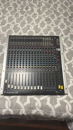 Sound craft spirit m12 mixer