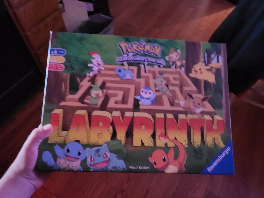 Pokemon Labyrinth Board Game Brand New