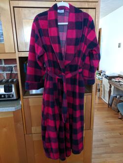 Elan soft winter robe. medium