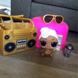 LOL surprise Ooh la la Baby Surprise Lil DJ