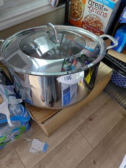 Tamalera o vaporera de 47qts con división Princess House, nueva en caja