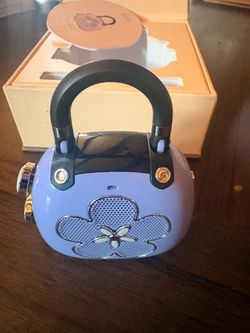 Doss Candy Bluetooth speaker