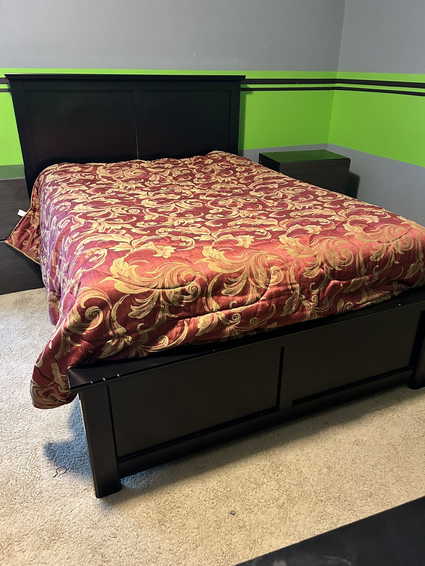 Queen bed Frame