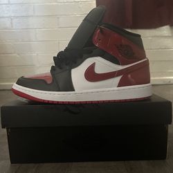 Jordan 1 SE 