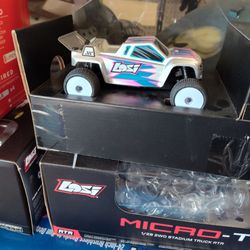 Losi Micro-T 1/28 2WD Stadium Truck RTR brand new in a box