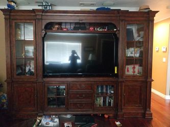 Cabinet Entertainment System
