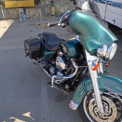 Streetglide Runs Great Registration Expired April 2225