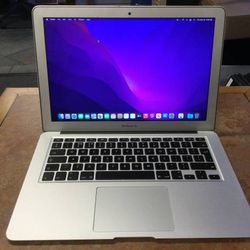 Apple MacBook Air 13" 2017 i7 8gb 512gb SSD

