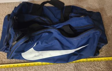 Nike Duffel Bag Large Navy Gym Style Handles Zipper Shoe Compartment