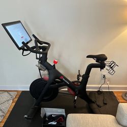 Peloton Bike Delivery + Warranty + 1000 Happy Customers 