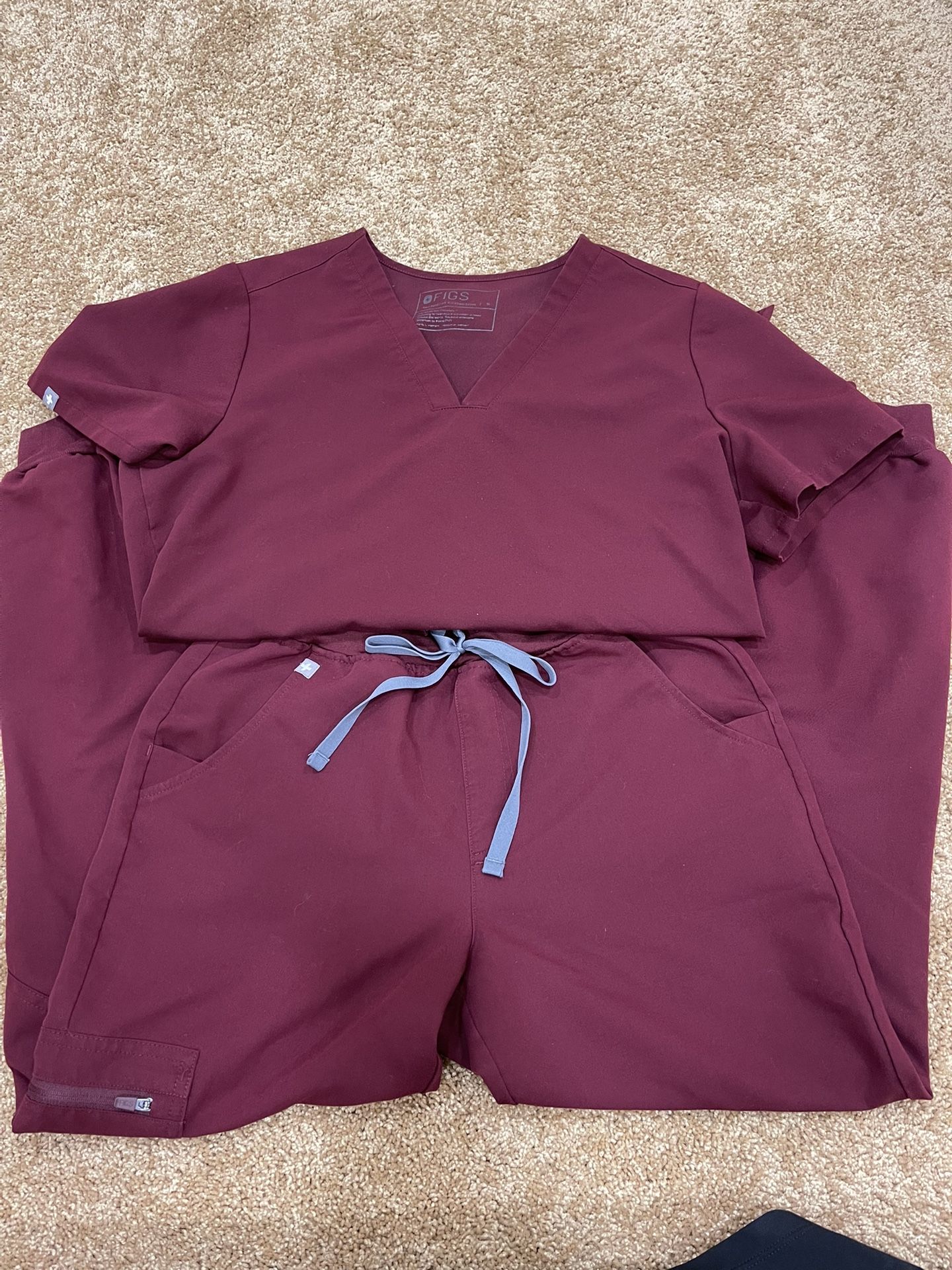 FIGS scrubs (Burgundy) 