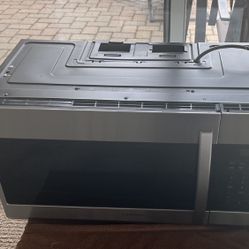 Samsung’s Wall Mount Microwave 