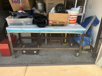 Heavy Duty Work Bench On Casters