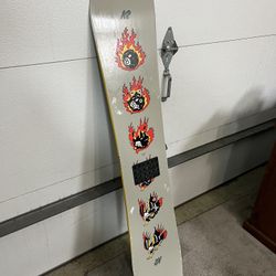 L2 AfterBlack Snowboard  149cm