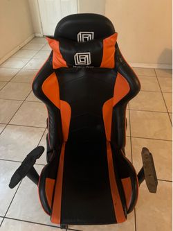 Bluetooth gaming chair