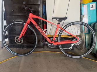 Woman’s Specialized Sirius bike