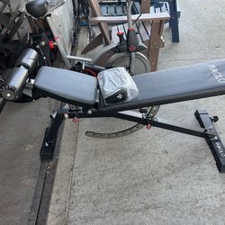 Adjustable Weight Bench, Workout Bench Press Weight Bench with Removable Leg Support, Black