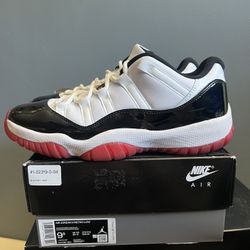Air Jordan 11 Low Concord Bred Size 9.5 