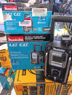 18V LXT Lithium-Ion Cordless Bluetooth Job Site Radio (Tool Only)