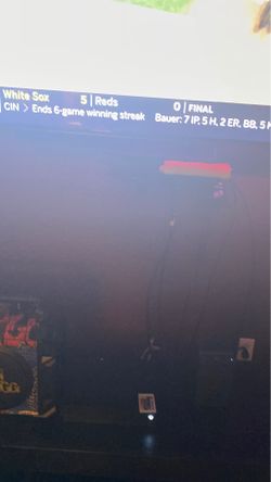 Xbox one x barely used and rarely new has games controller etc