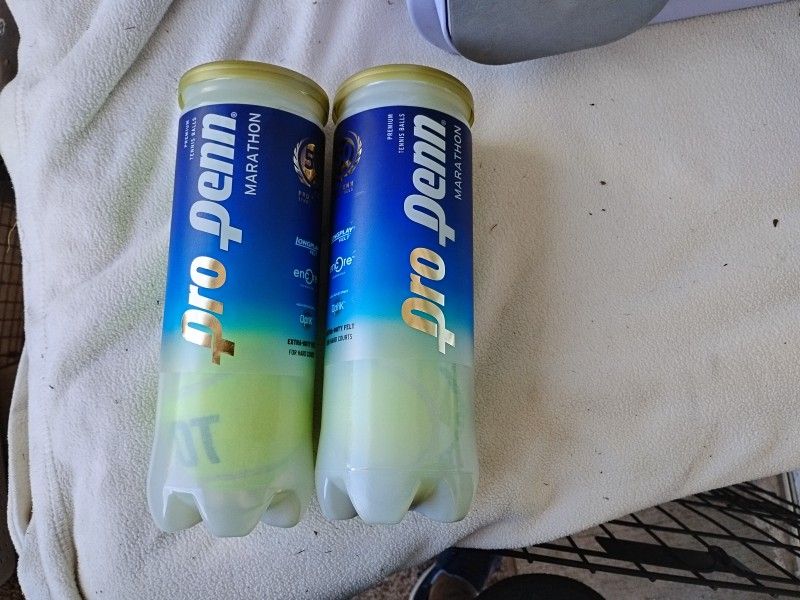 2 Cans Of Tennisballs New
