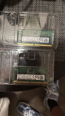 16 GB RAM (2x8) RAM Samsung DDR5 SODIMM