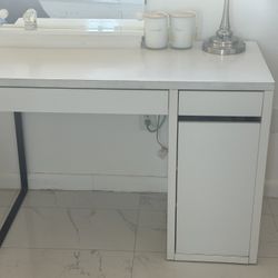 IKEA Micke Desk White - With Door And Drawers