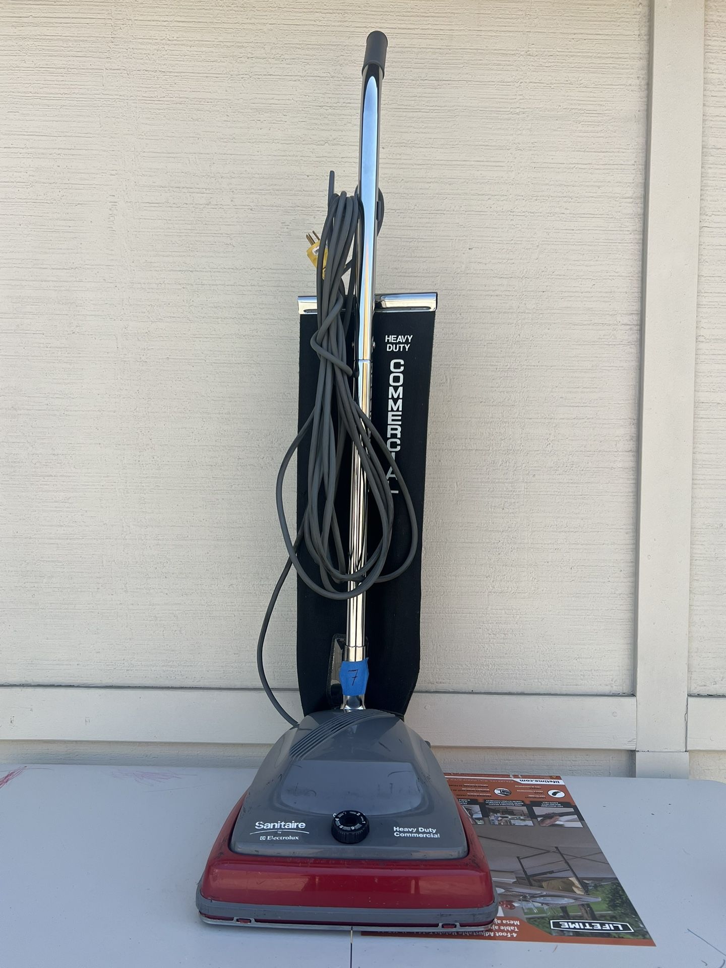Sanitaire Commercial Vacuum 