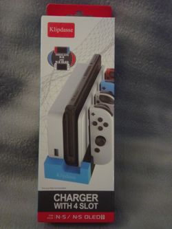 Klipdasse 4-Slot Joy-Con Charging Dock for Nintendo Switch & OLED