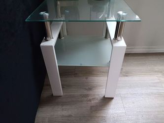 2 side tables