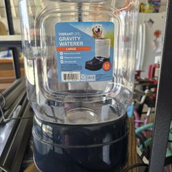 Pet Water Container New