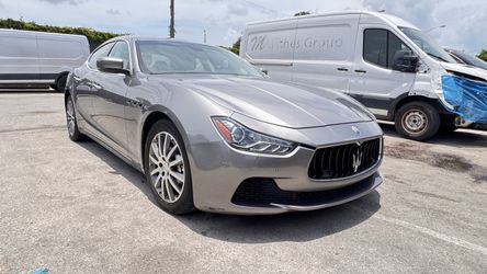2014 Maserati Ghibli