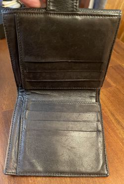CHANEL Caviar Bi-fold Wallet - A Retro Tale